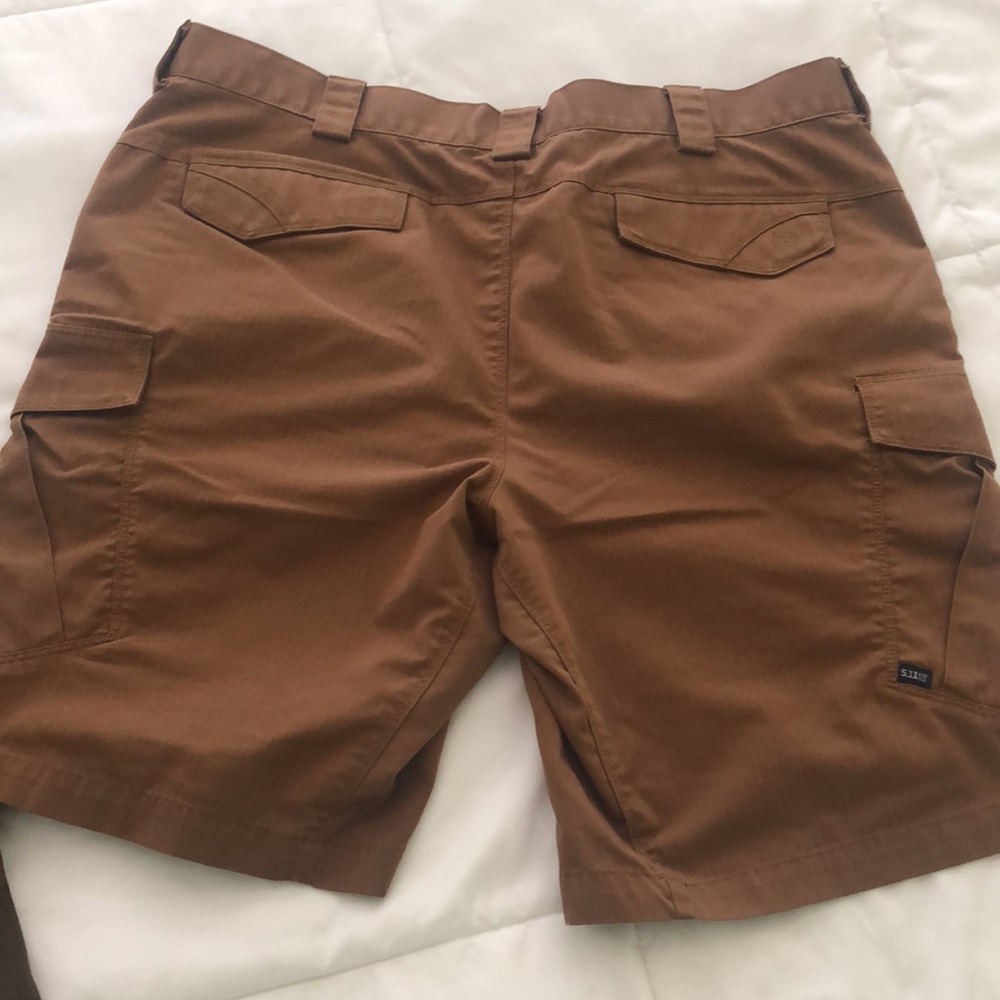 5.11 Tactical Men’s Cargo Shorts - Olive Green and Brown - Picture 10 of 13